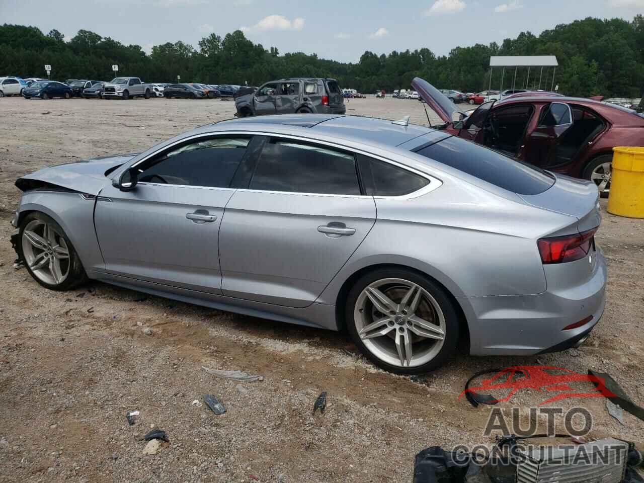 AUDI A5 2019 - WAUENCF54KA010438