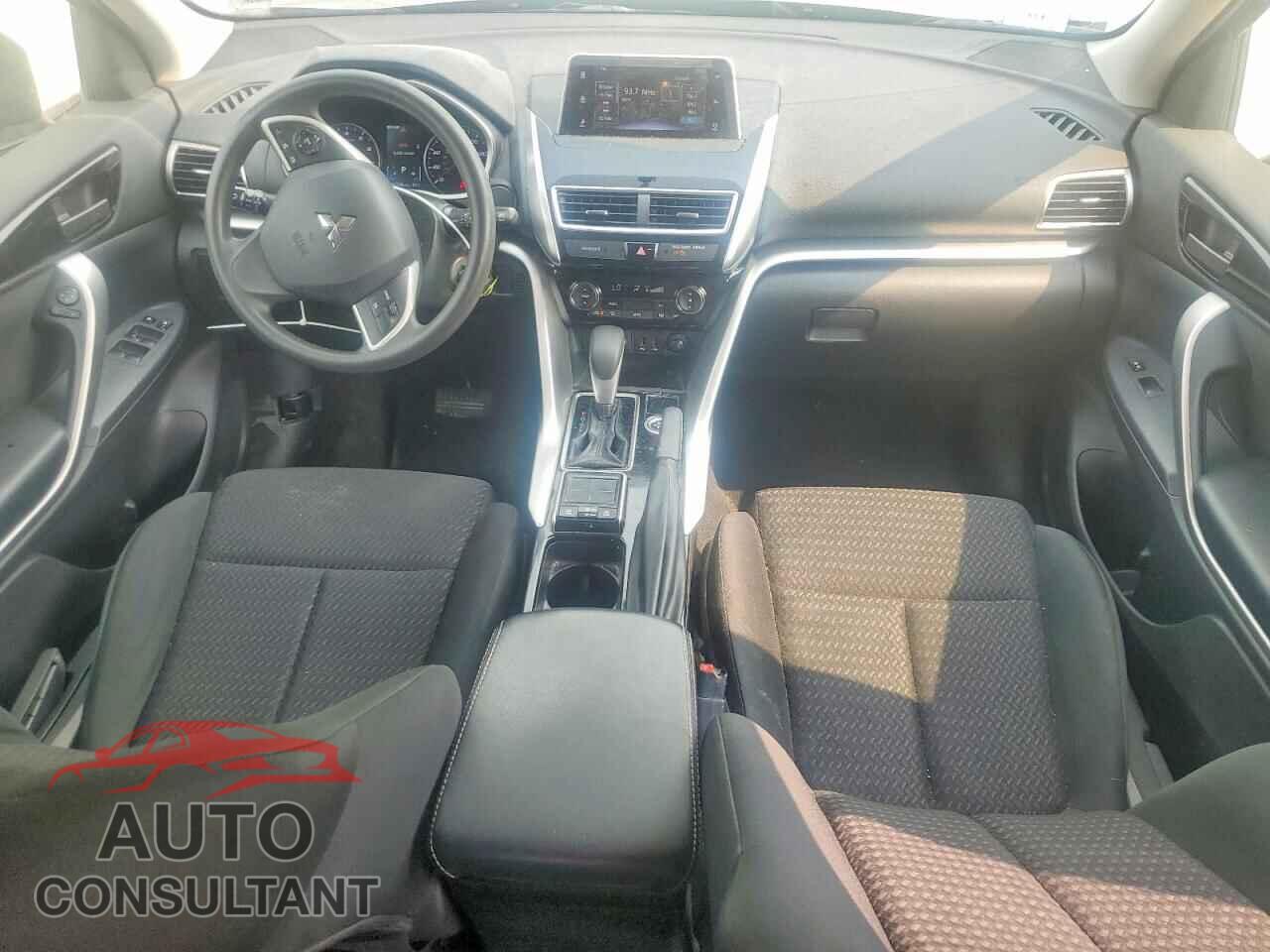 MITSUBISHI ECLIPSE 2018 - JA4AT4AAXJZ048641