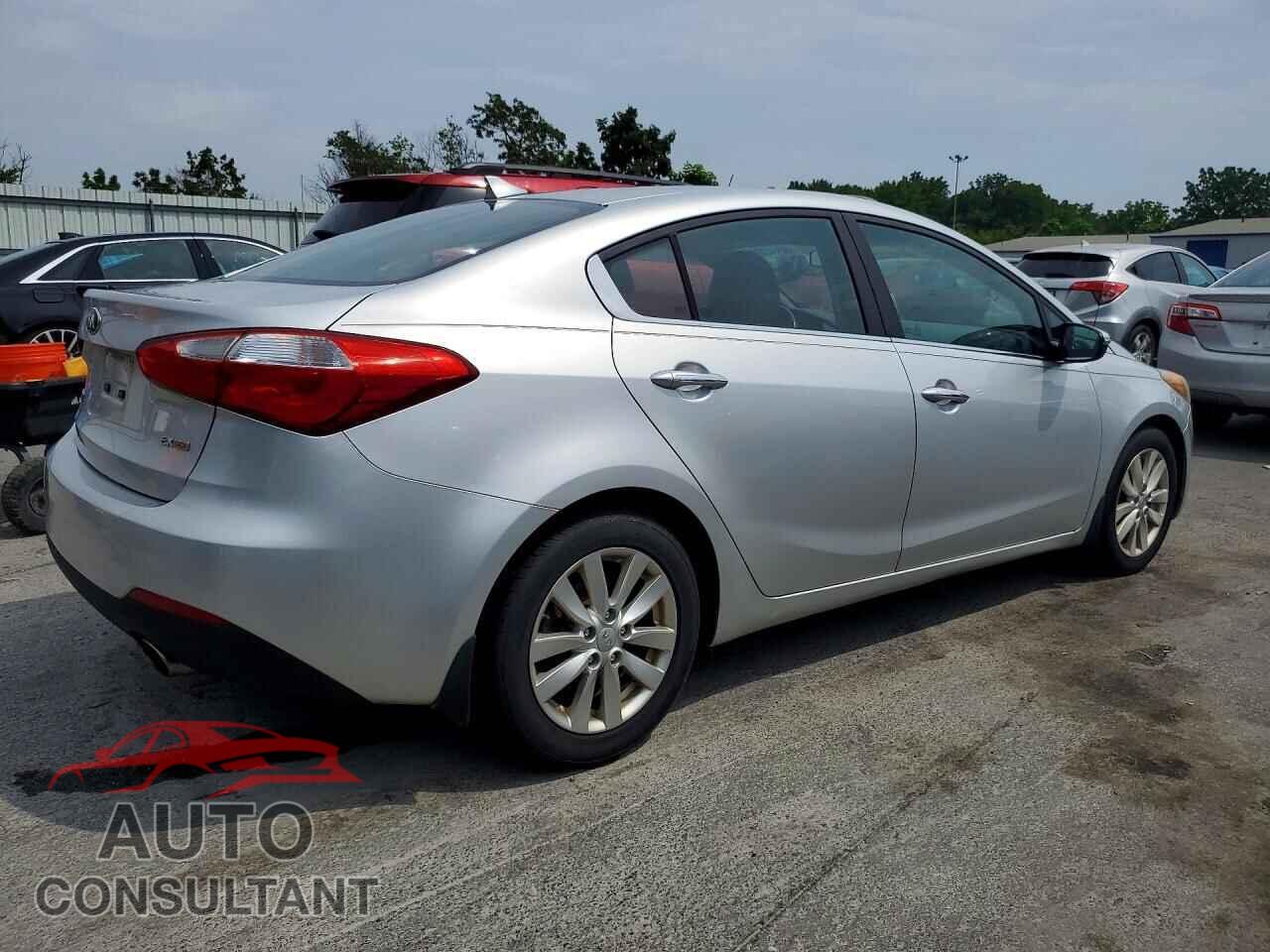 KIA FORTE 2015 - KNAFX4A85F5266513