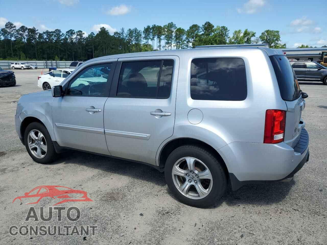 HONDA PILOT 2013 - 5FNYF4H73DB081562