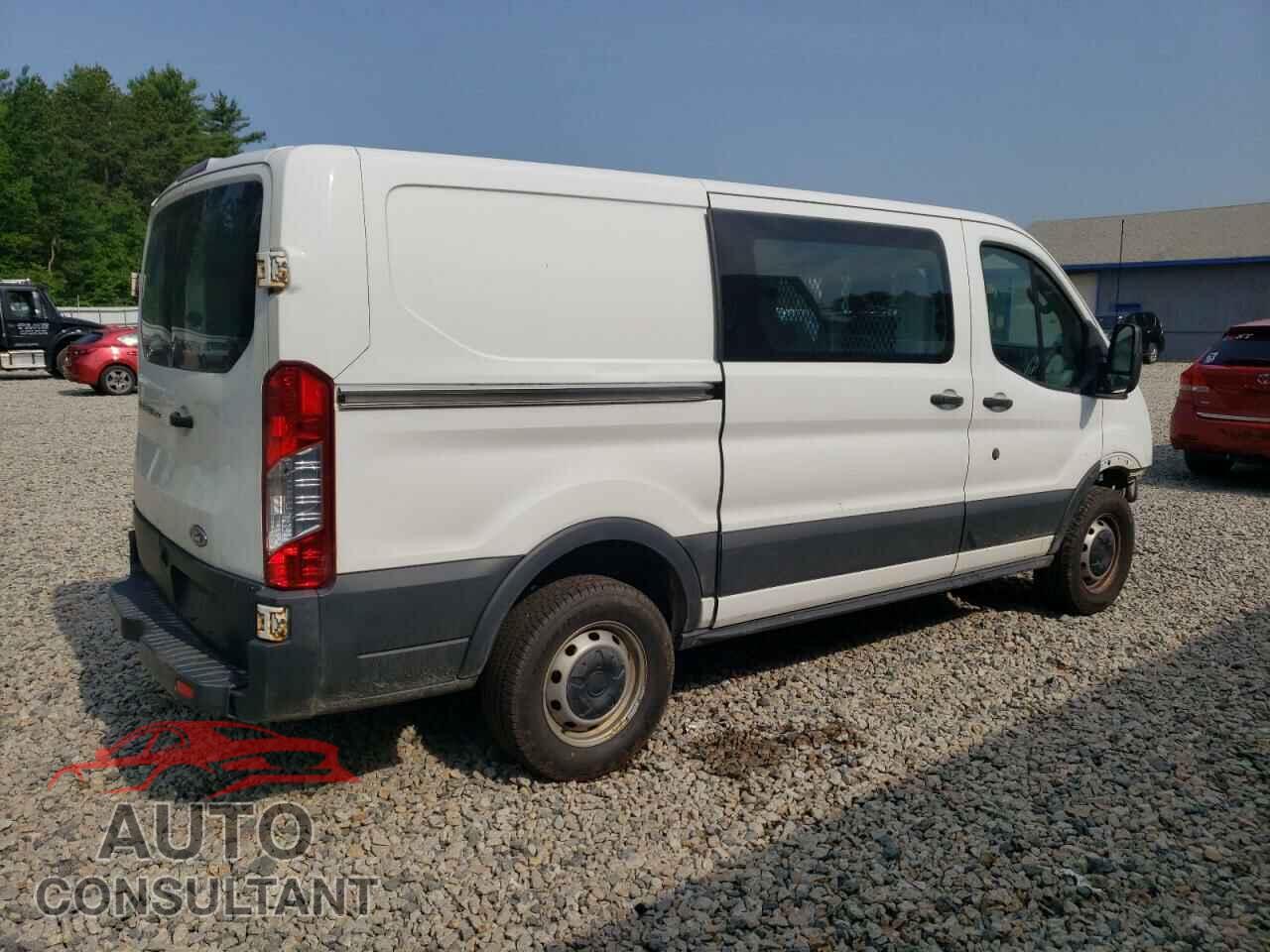 FORD TRANSIT 2017 - 1FTYR1YM2HKB27046