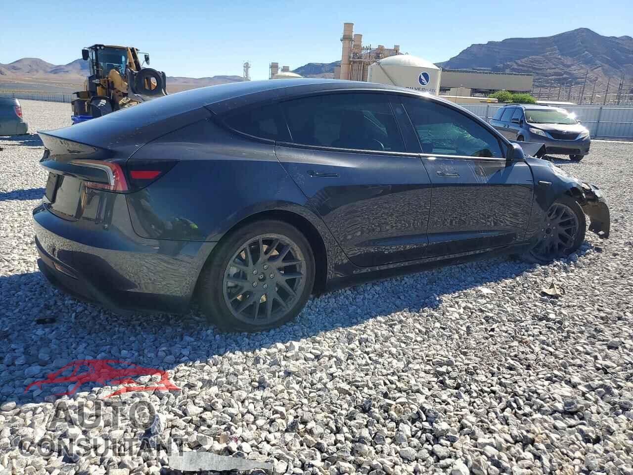 TESLA MODEL 3 2024 - 5YJ3E1EA5RF730300
