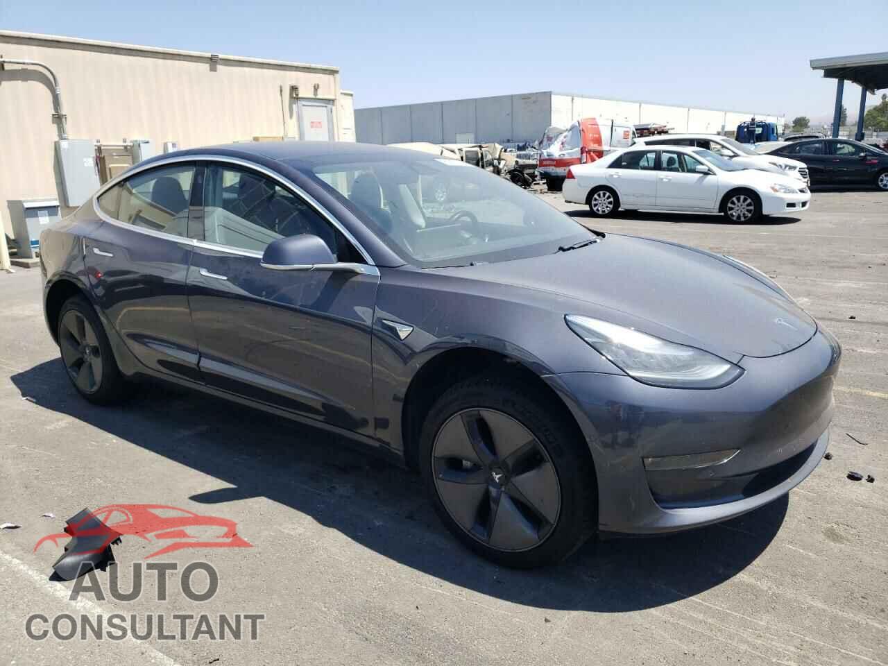 TESLA MODEL 3 2018 - 5YJ3E1EA3JF028108