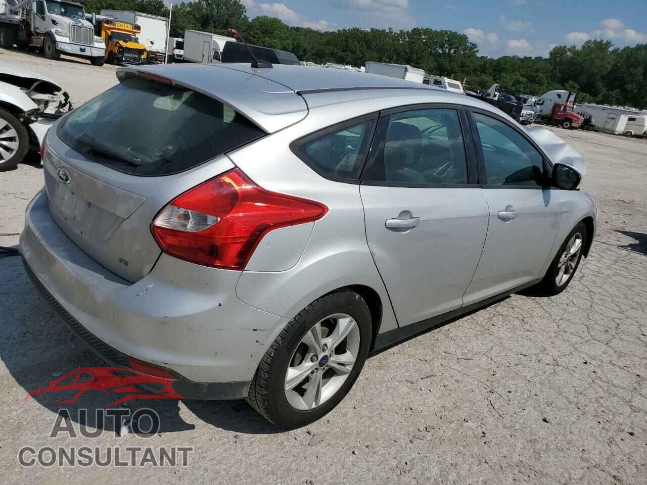 FORD FOCUS 2014 - 1FADP3K2XEL442972