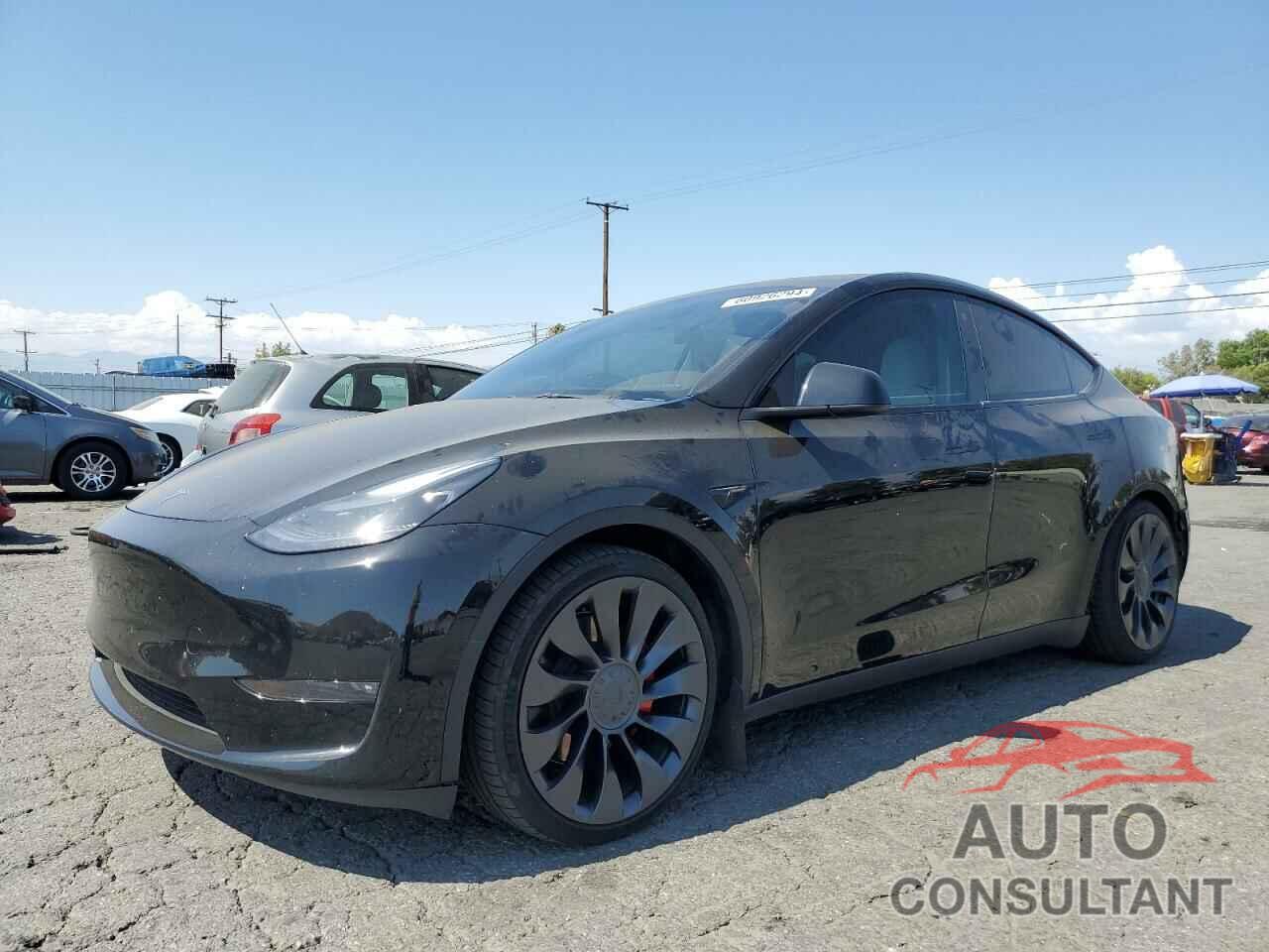 TESLA MODEL Y 2023 - 7SAYGDEF7PF746477