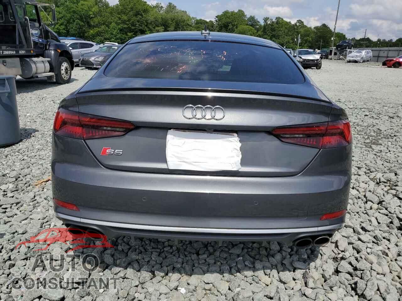 AUDI S5/RS5 2018 - WAUC4CF50JA072346