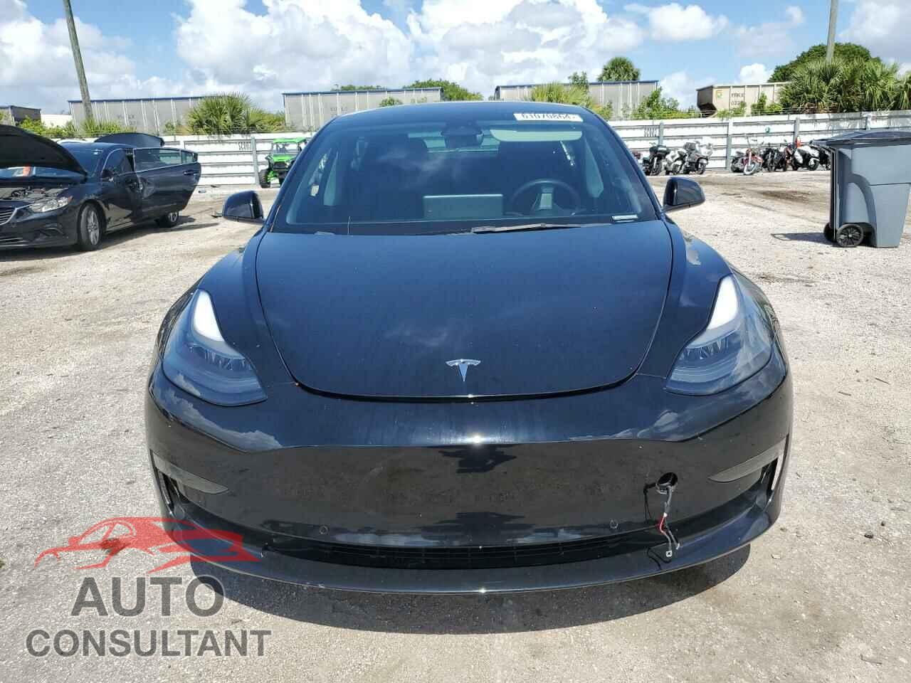 TESLA MODEL 3 2022 - 5YJ3E1EA7NF242606