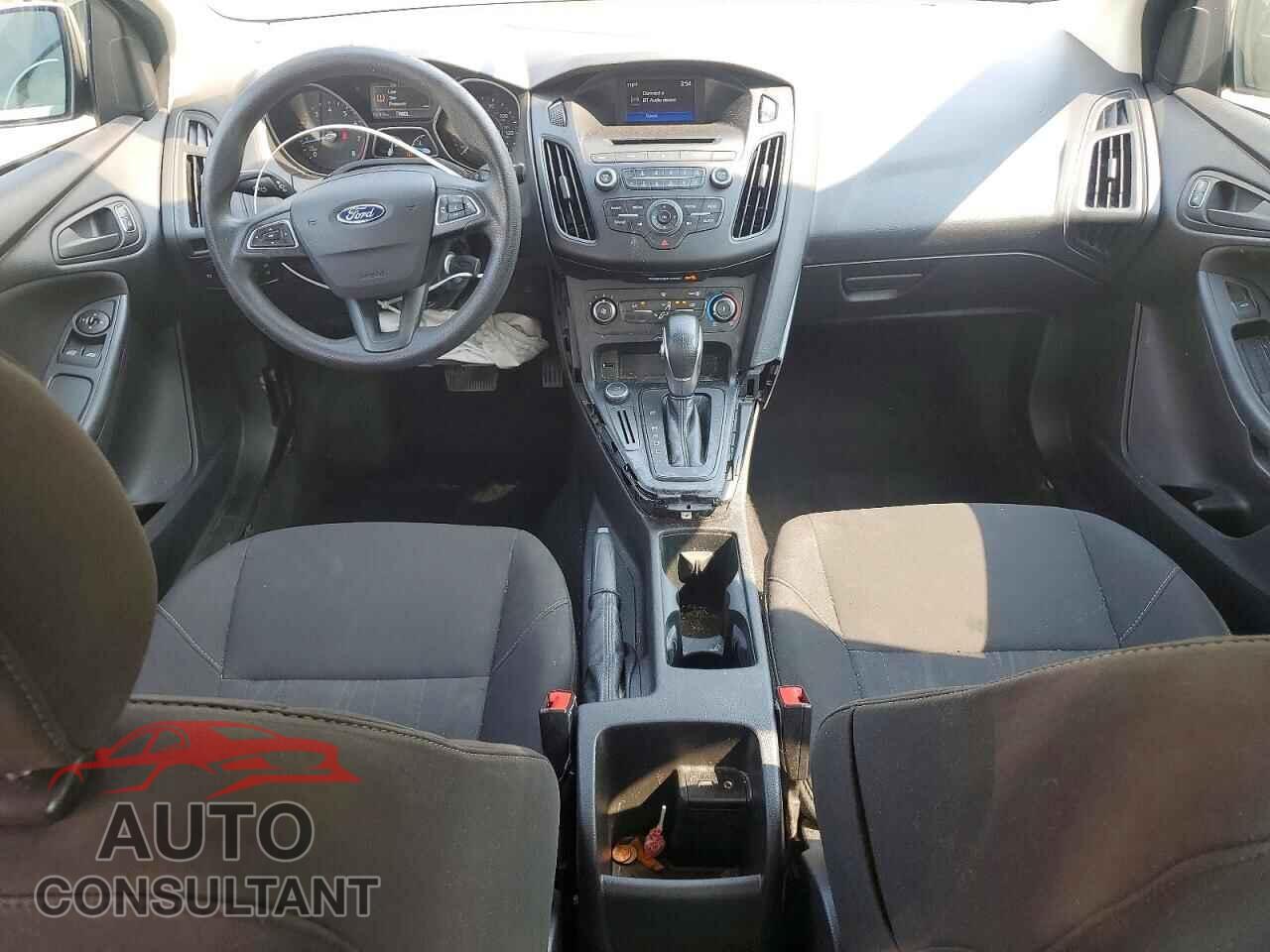 FORD FOCUS 2016 - 1FADP3E27GL402847