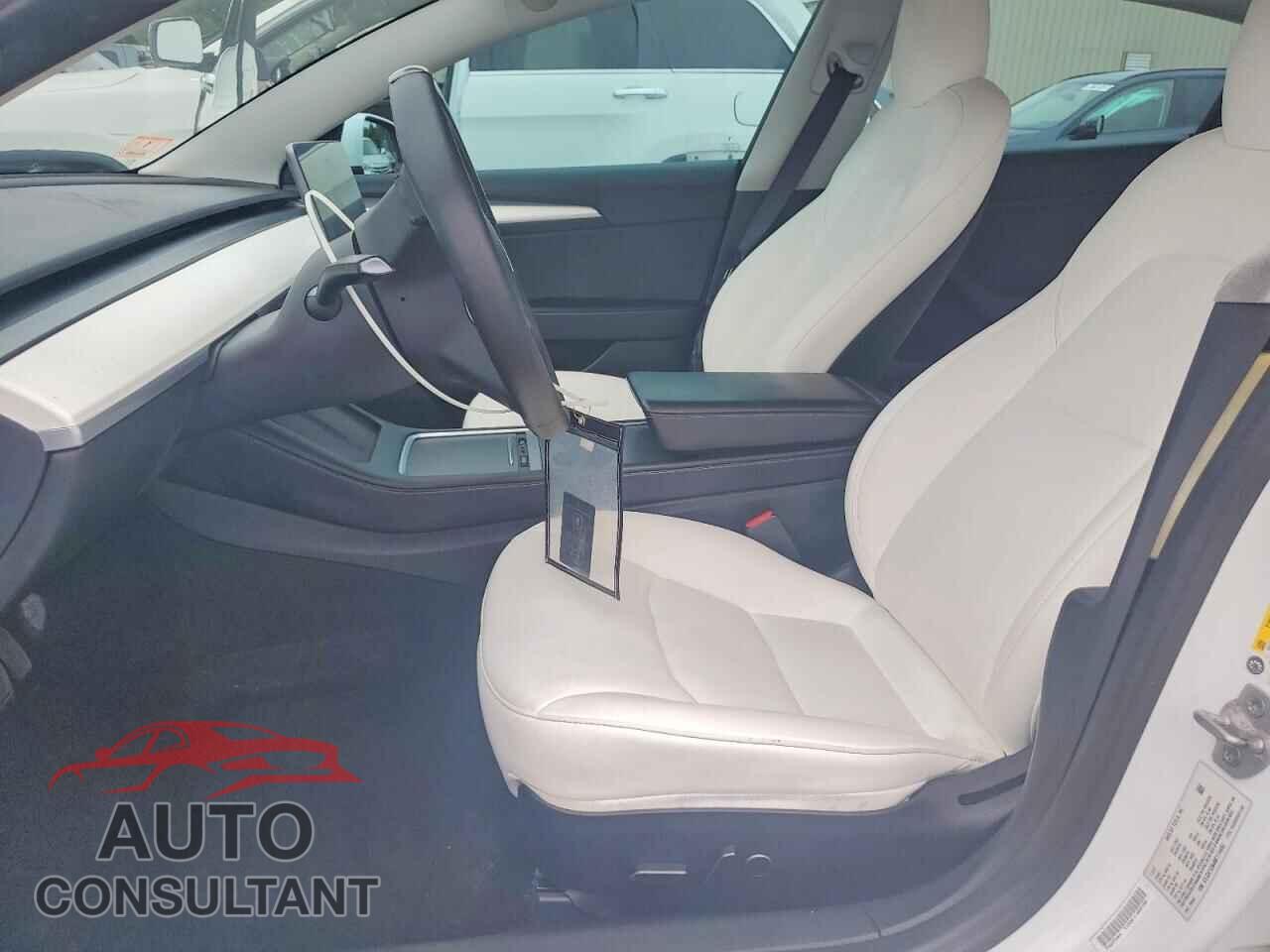 TESLA MODEL 3 2022 - 5YJ3E1EB4NF114493