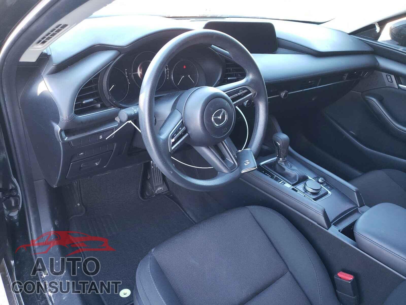MAZDA 3 2019 - 3MZBPABL2KM113821