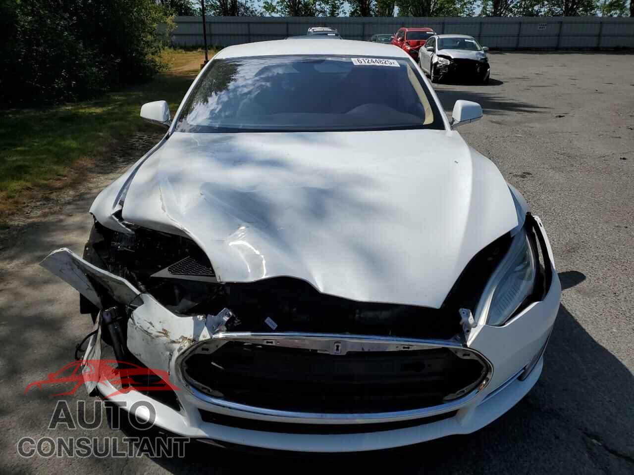 TESLA MODEL S 2013 - 5YJSA1CN3DFP05949