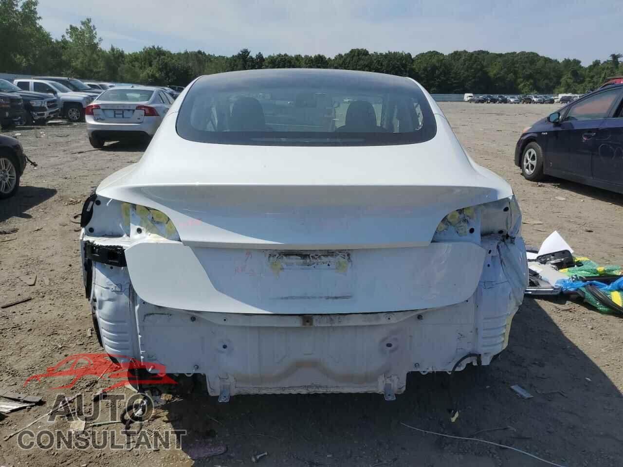 TESLA MODEL 3 2021 - 5YJ3E1EB9MF978664
