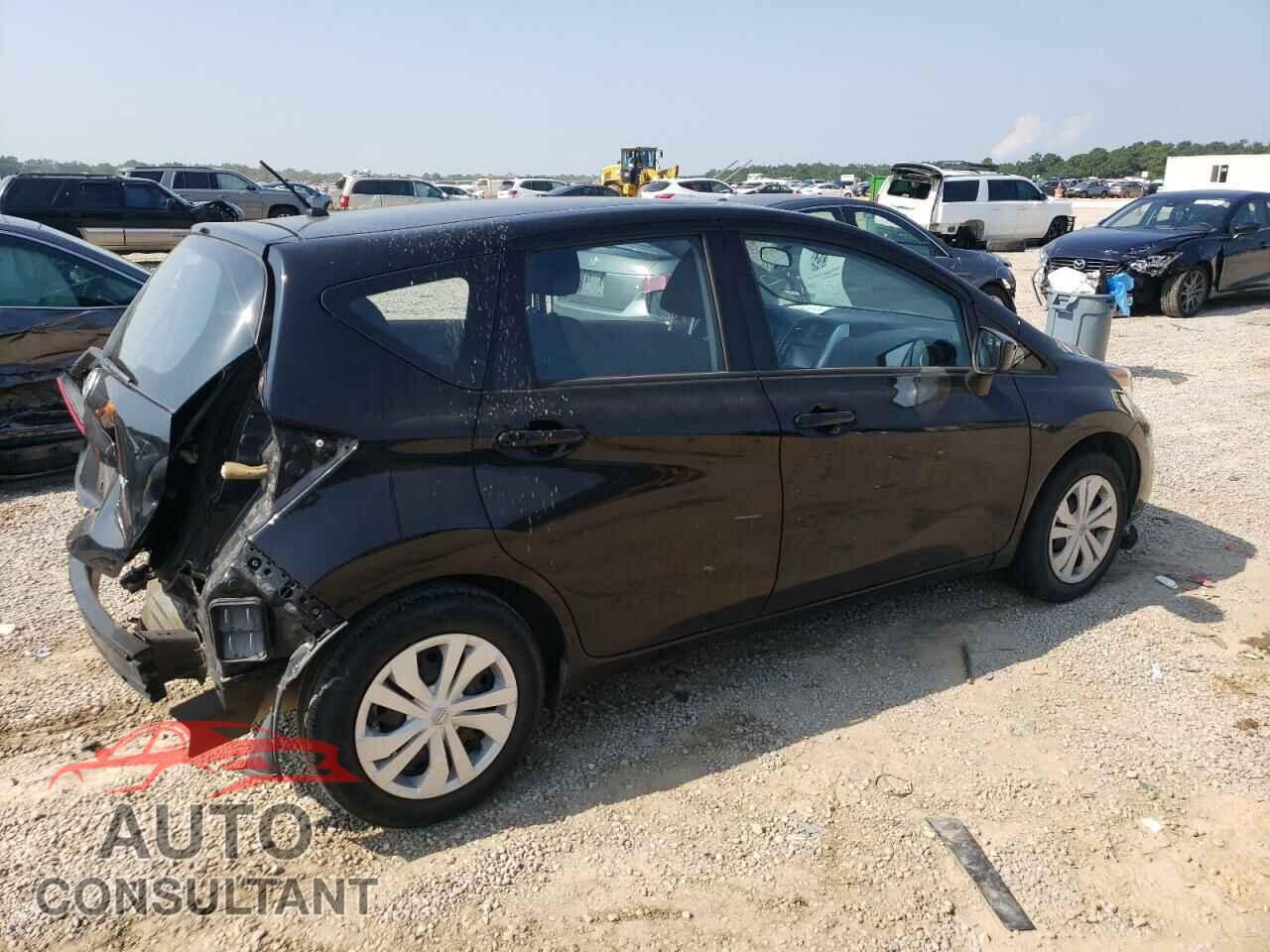 NISSAN VERSA 2019 - 3N1CE2CP3KL358379