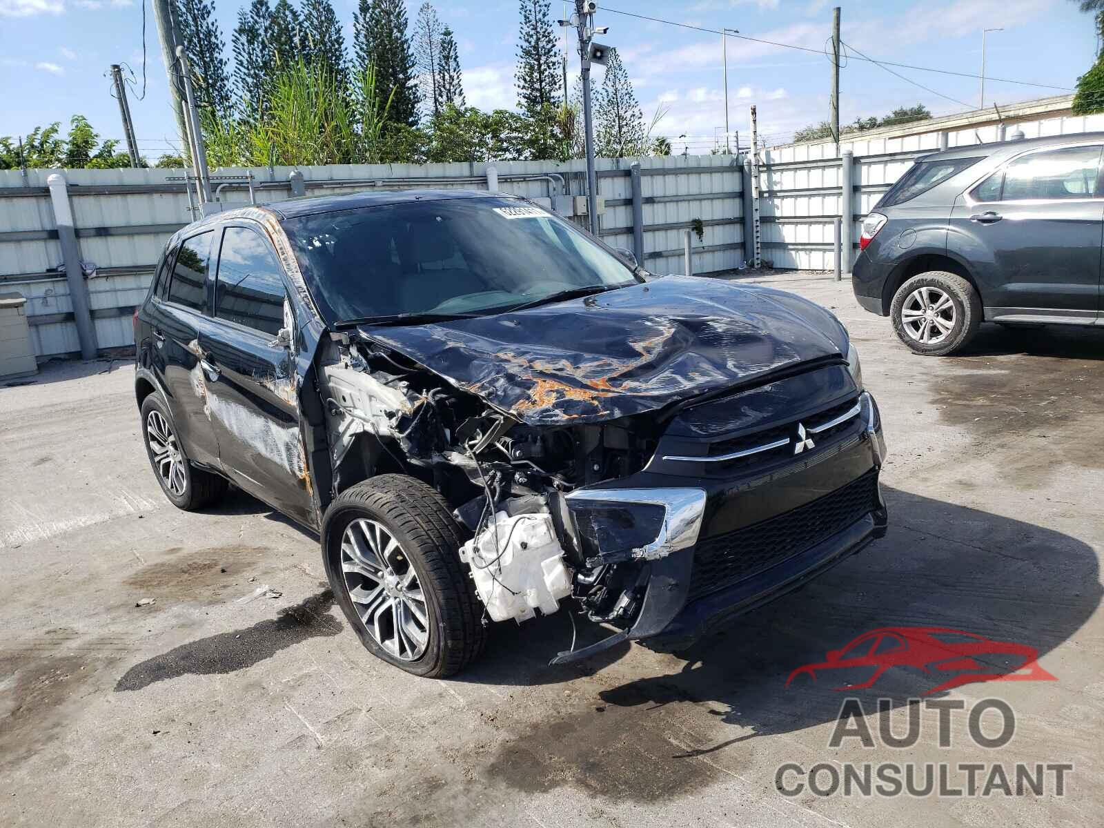 MITSUBISHI OUTLANDER 2018 - JA4AP3AU5JU003757