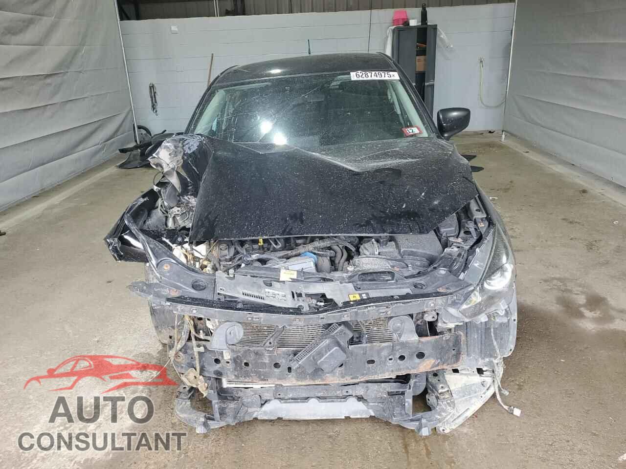 MAZDA 3 2017 - 3MZBN1K75HM134809