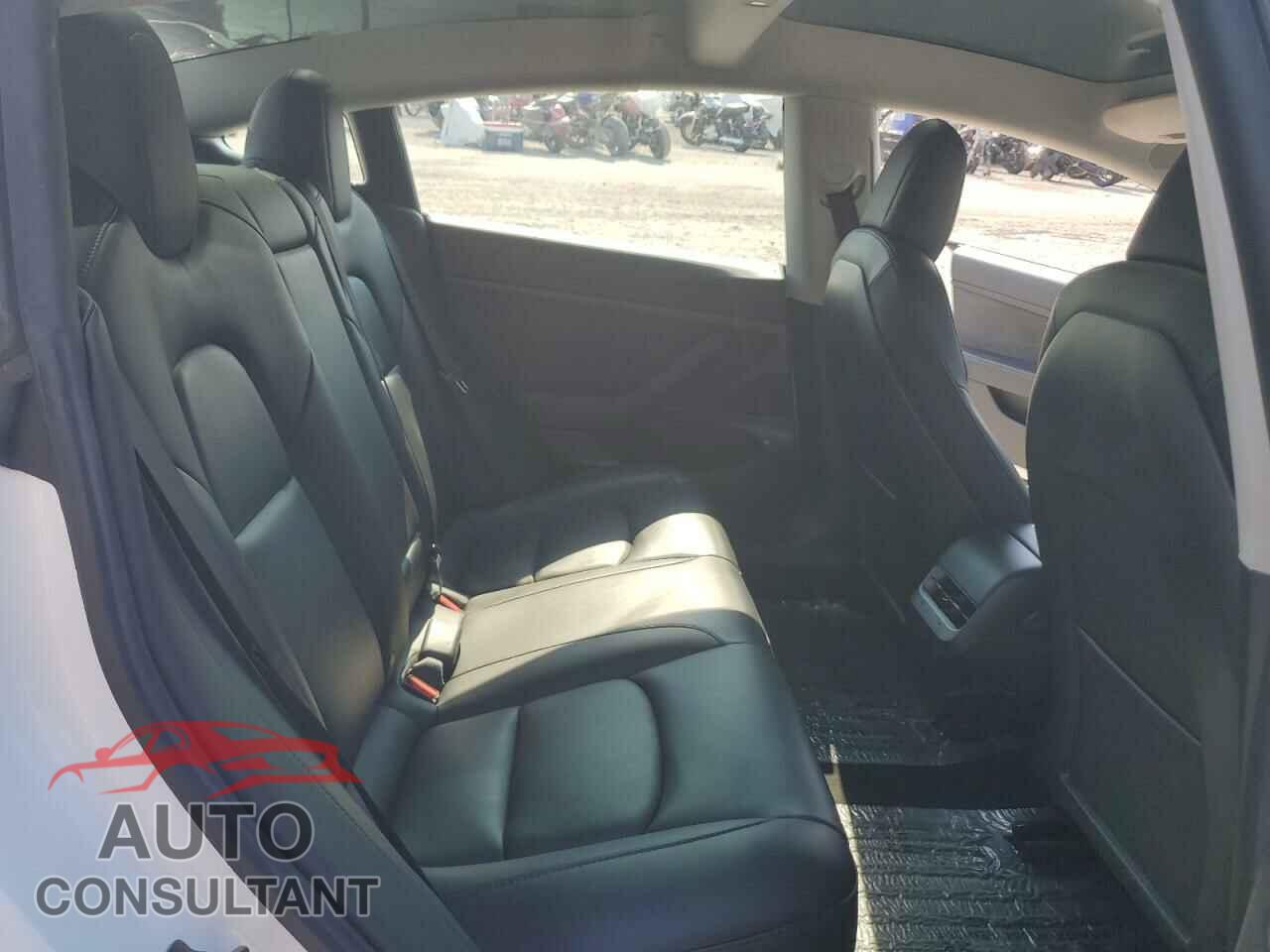 TESLA MODEL 3 2021 - 5YJ3E1EA3MF939558