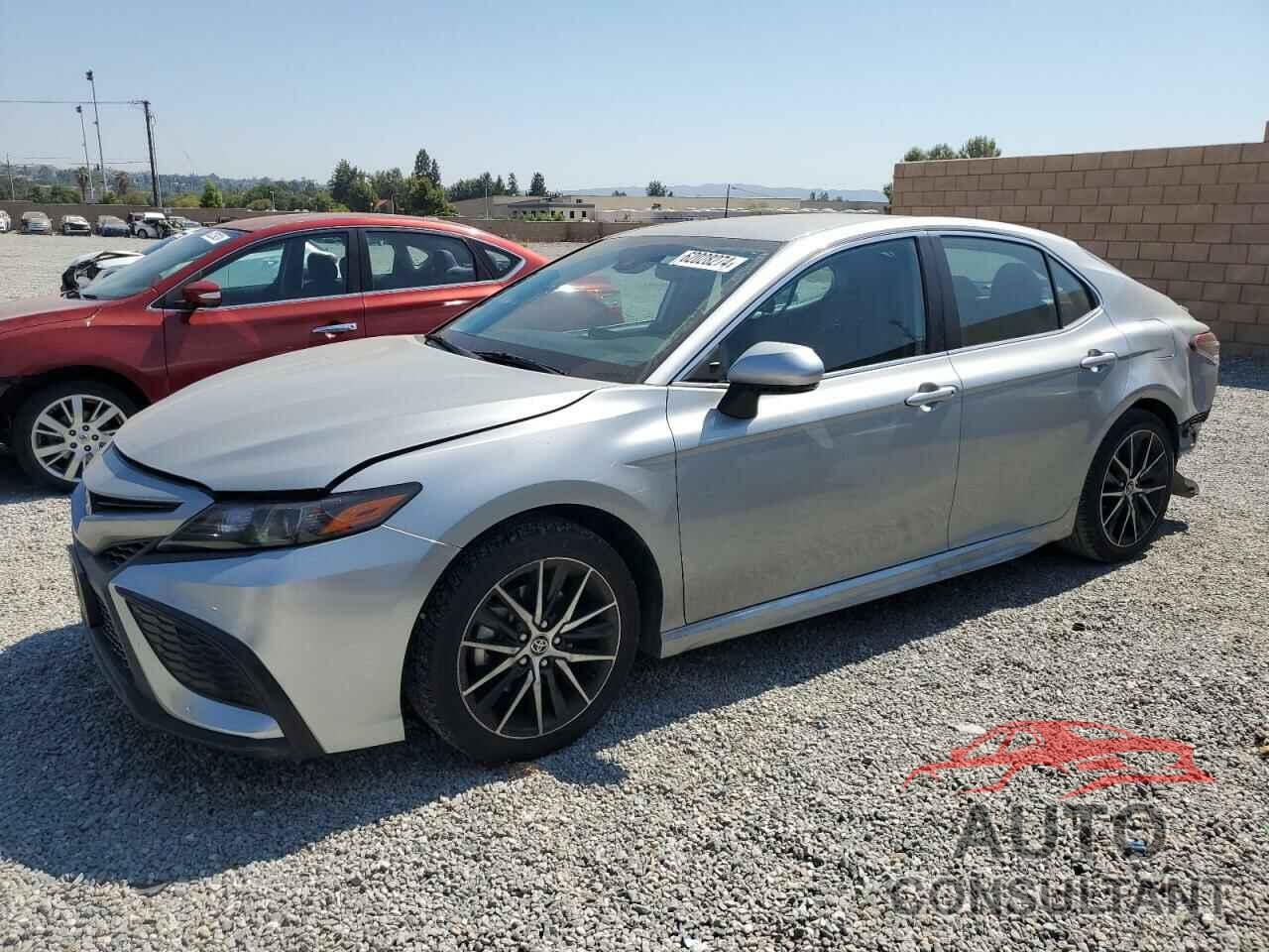 TOYOTA CAMRY 2022 - 4T1G11AK4NU001505