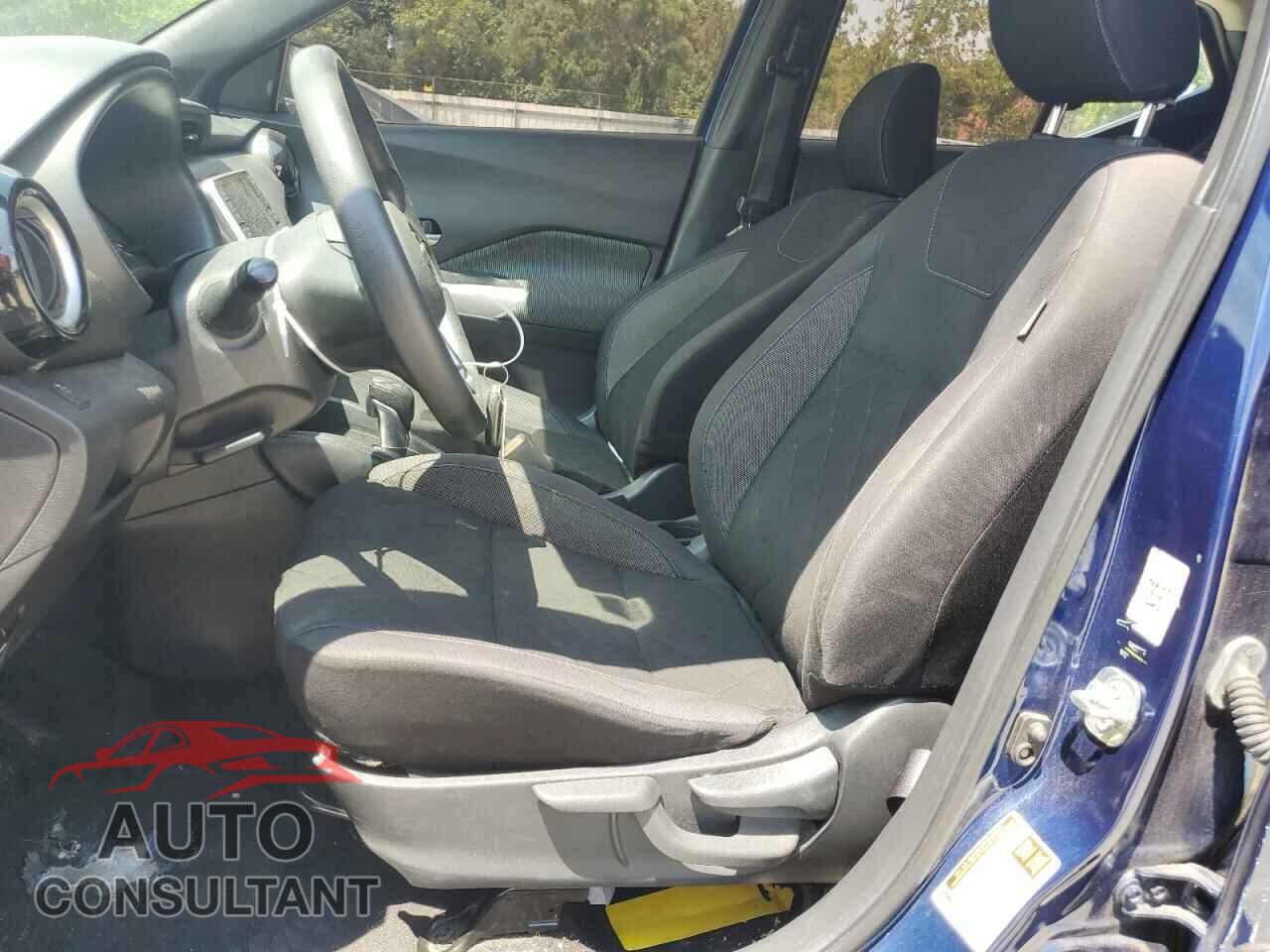 NISSAN KICKS 2019 - 3N1CP5CU3KL537345