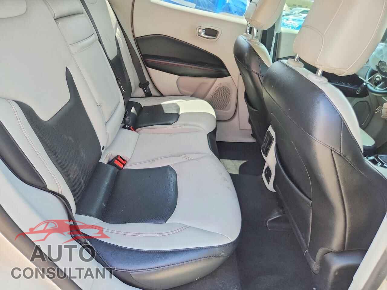 JEEP COMPASS 2017 - 3C4NJDCB5HT671802