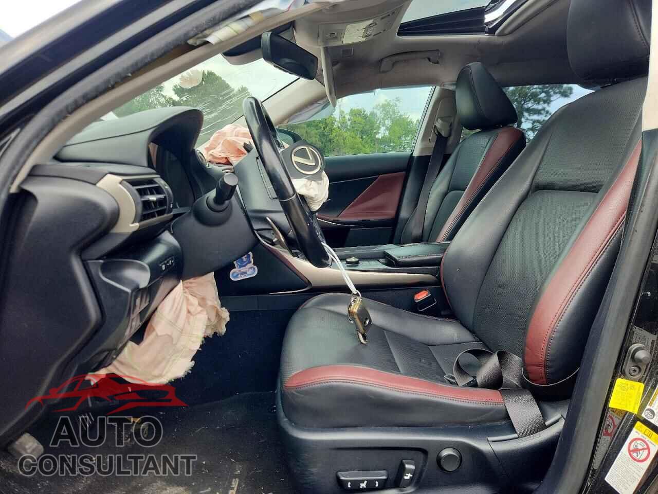 LEXUS IS 2018 - JTHBA1D29J5069053