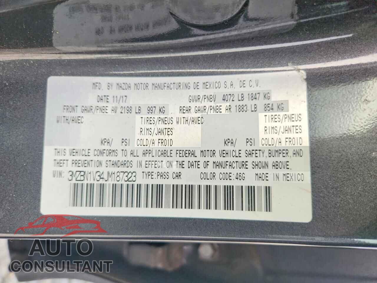 MAZDA 3 2018 - 3MZBN1V34JM187323