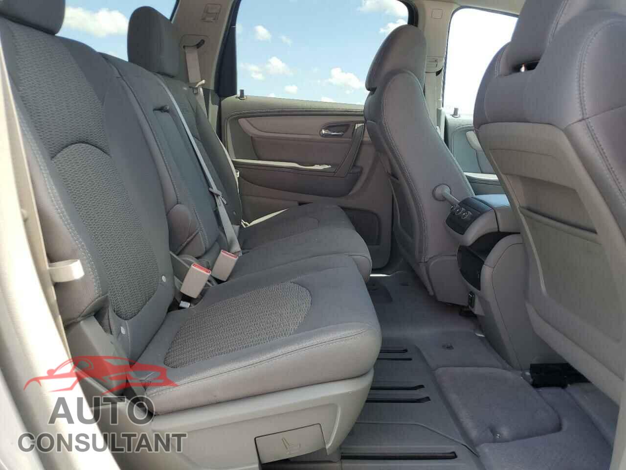 CHEVROLET TRAVERSE 2014 - 1GNKRFED4EJ329841