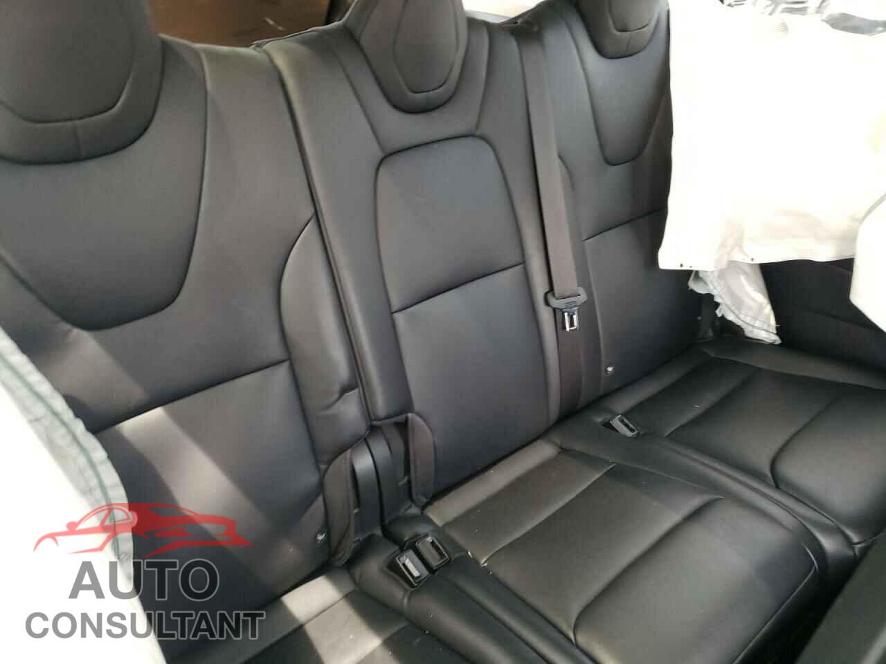 TESLA MODEL X 2017 - 5YJXCDE23HF060908