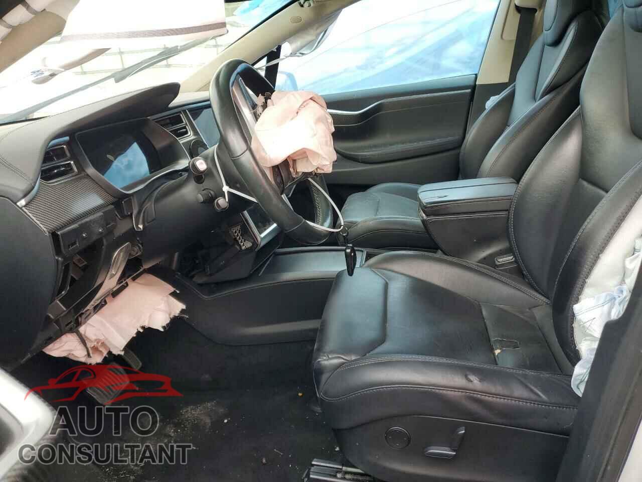 TESLA MODEL X 2017 - 5YJXCDE23HF060908