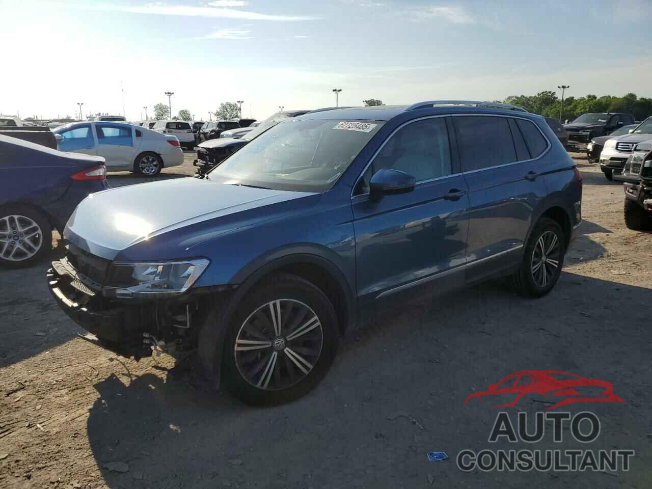 VOLKSWAGEN TIGUAN 2019 - 3VV2B7AX5KM102354