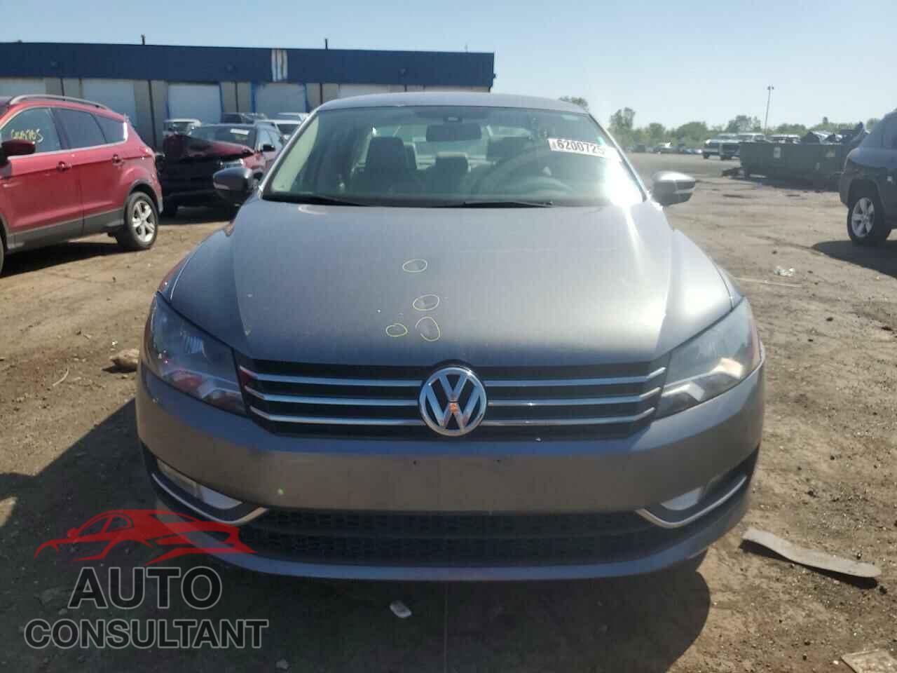 VOLKSWAGEN PASSAT 2015 - 1VWAT7A36FC098372