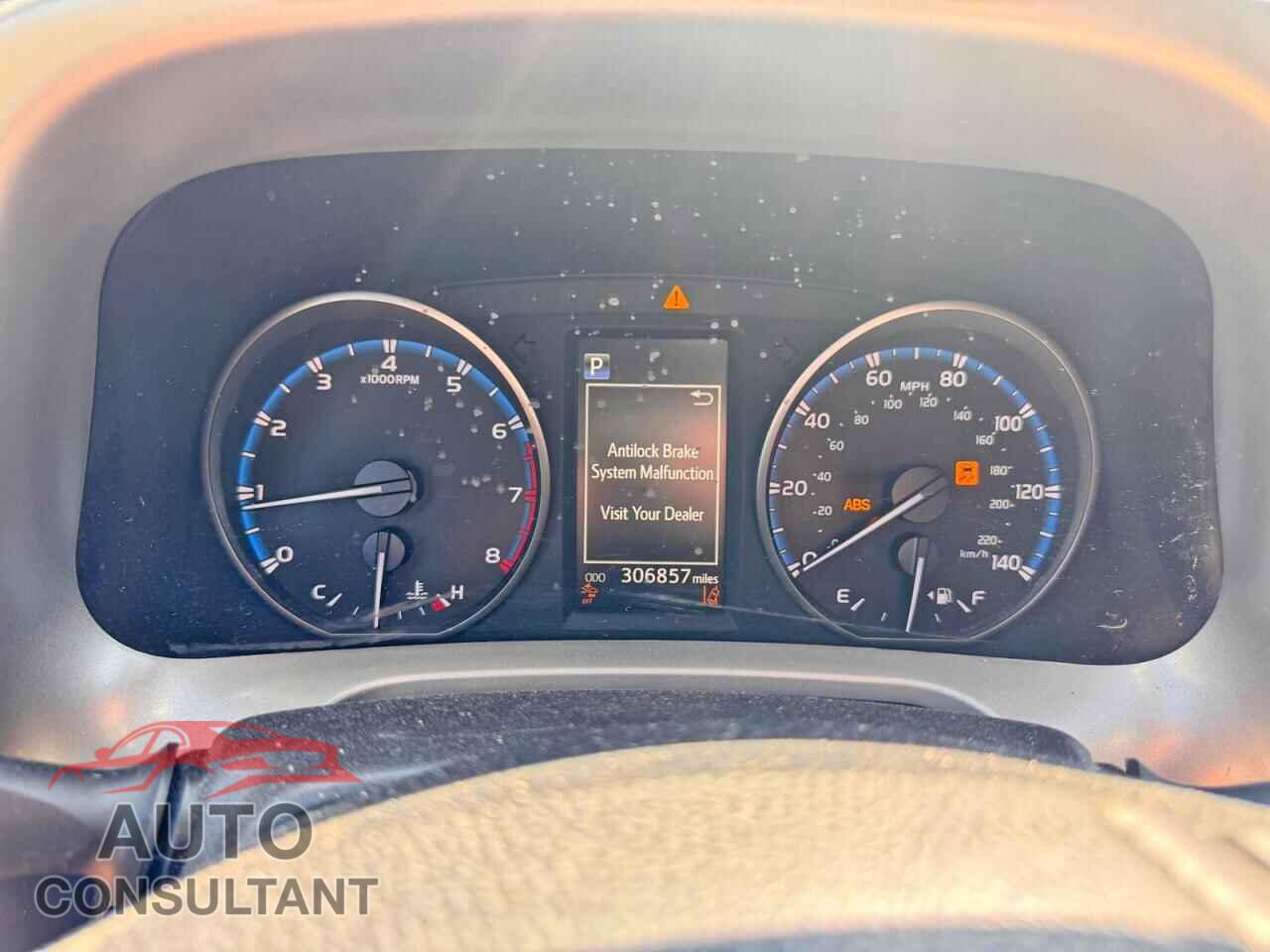 TOYOTA RAV4 2017 - 2T3RFREV5HW659357