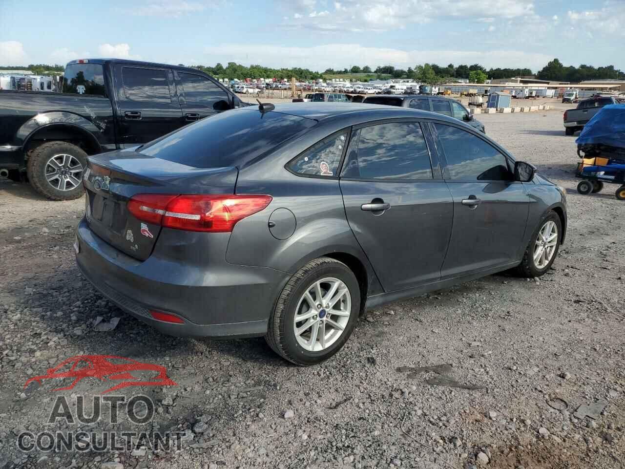 FORD FOCUS 2017 - 1FADP3F24HL219440