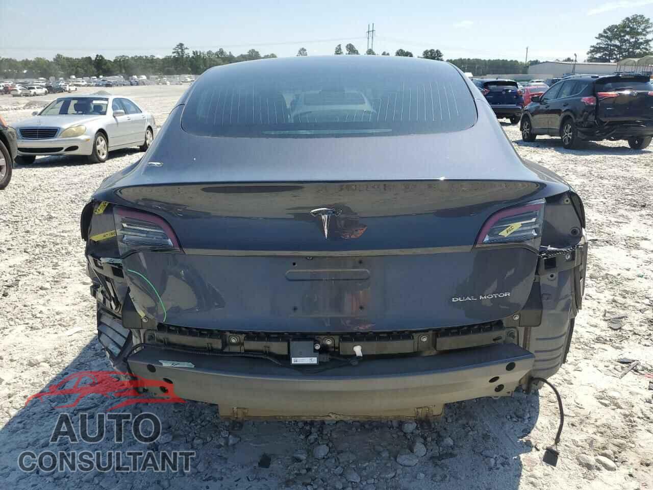 TESLA MODEL 3 2018 - 5YJ3E1EBXJF182792