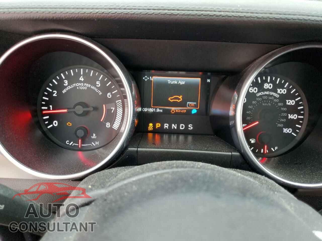 FORD MUSTANG 2018 - 1FATP8UH7J5133016