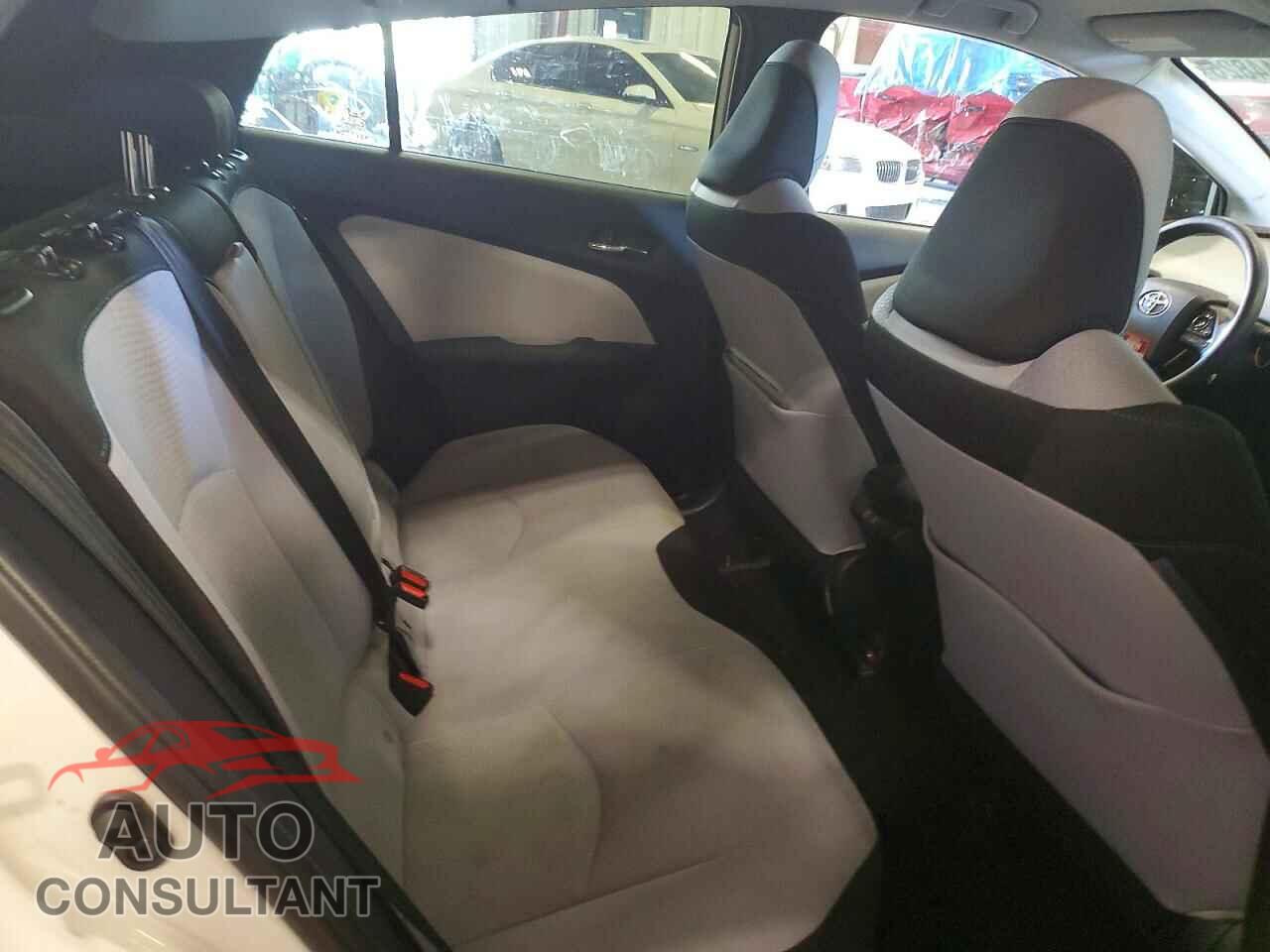 TOYOTA PRIUS 2019 - JTDKARFUXK3085239