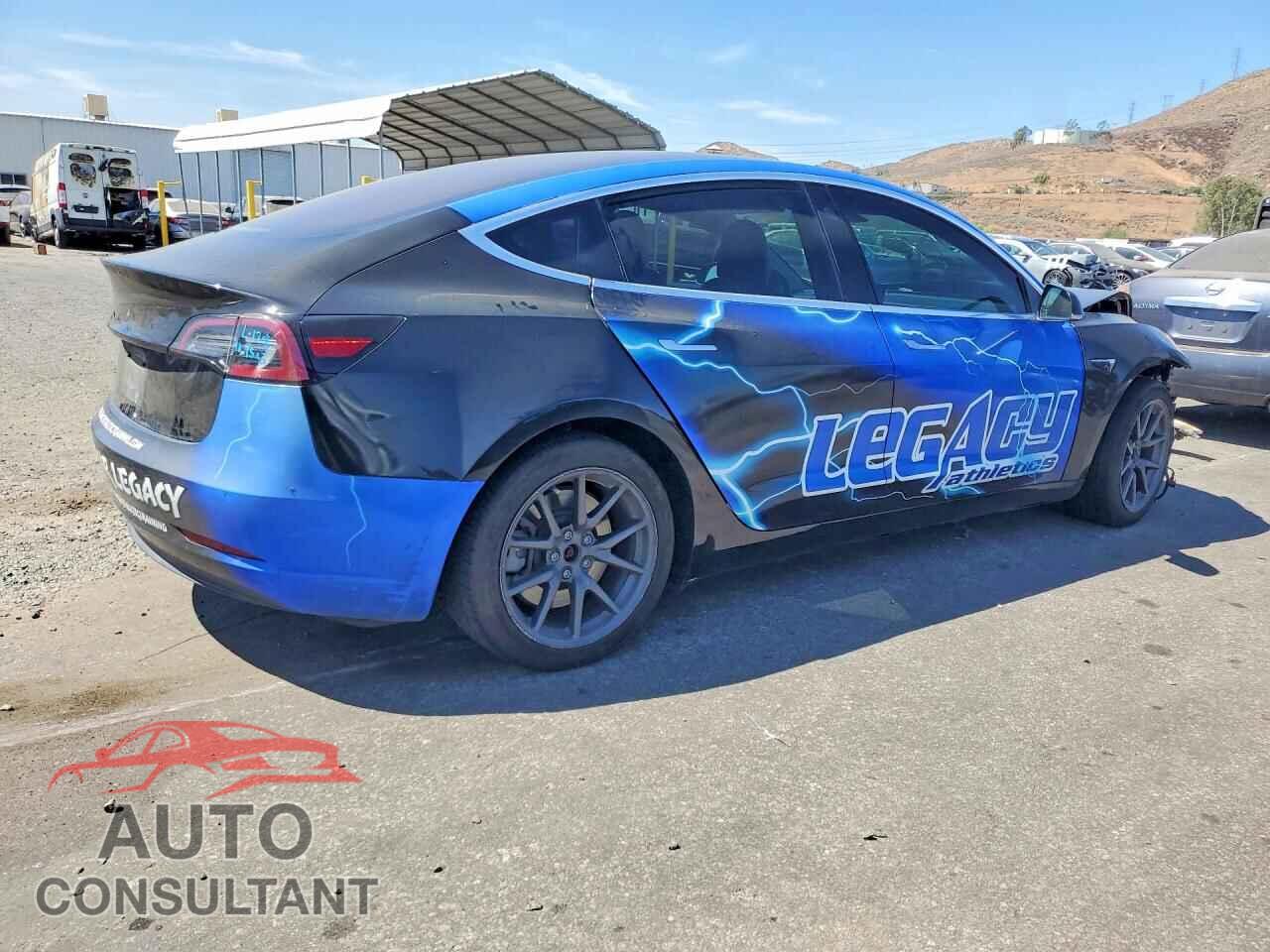 TESLA MODEL 3 2018 - 5YJ3E1EA4JF034385