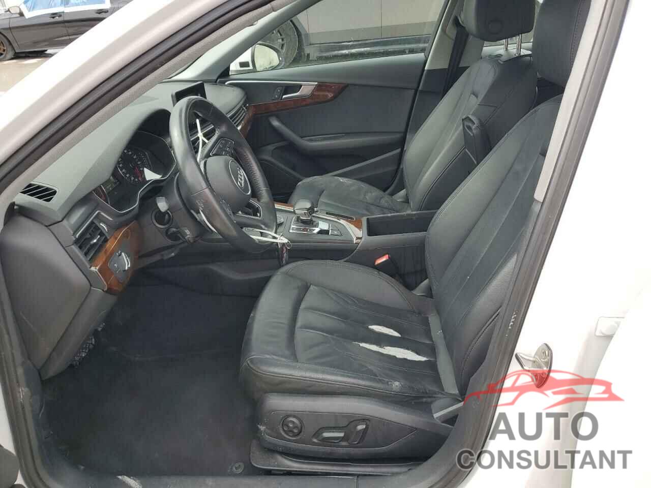 AUDI A4 2019 - WAUGMAF44KN006129