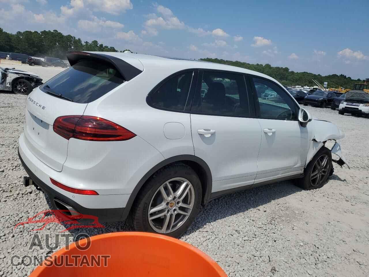 PORSCHE CAYENNE 2016 - WP1AA2A23GKA38011