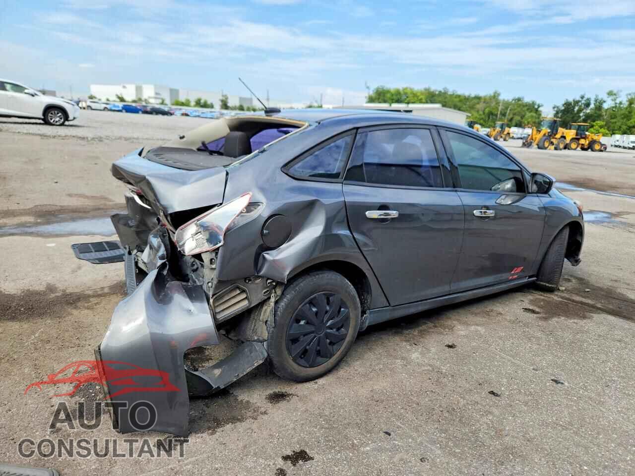 FORD FOCUS 2017 - 1FADP3E27HL202441