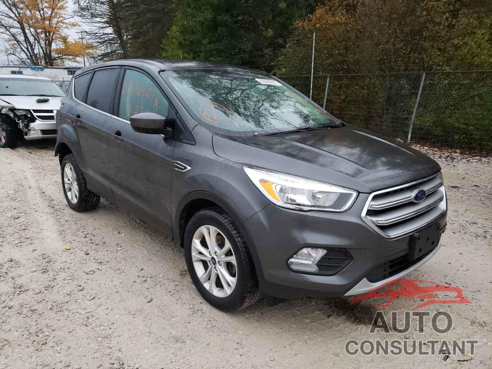 FORD ESCAPE 2017 - 1FMCU0GD6HUE88722