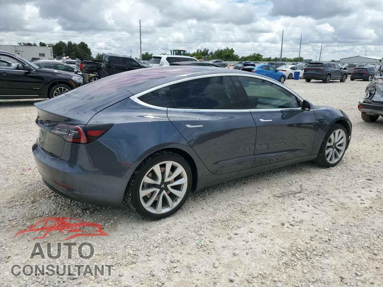 TESLA MODEL 3 2018 - 5YJ3E1EA7JF020061