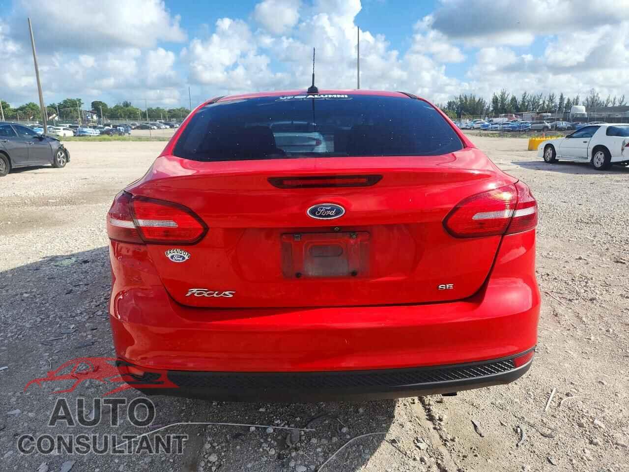 FORD FOCUS 2017 - 1FADP3F21HL228094