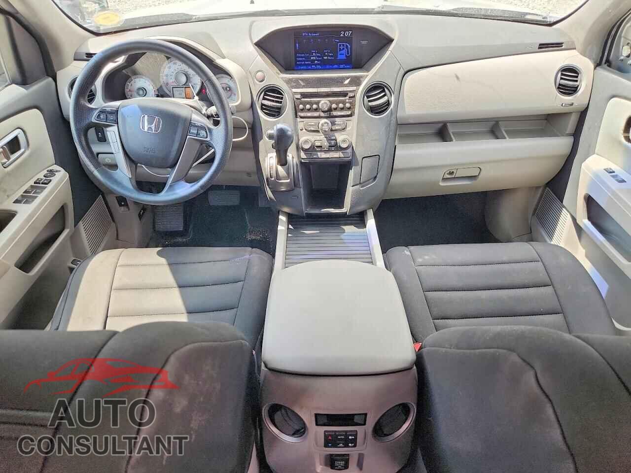 HONDA PILOT 2015 - 5FNYF4H25FB042995