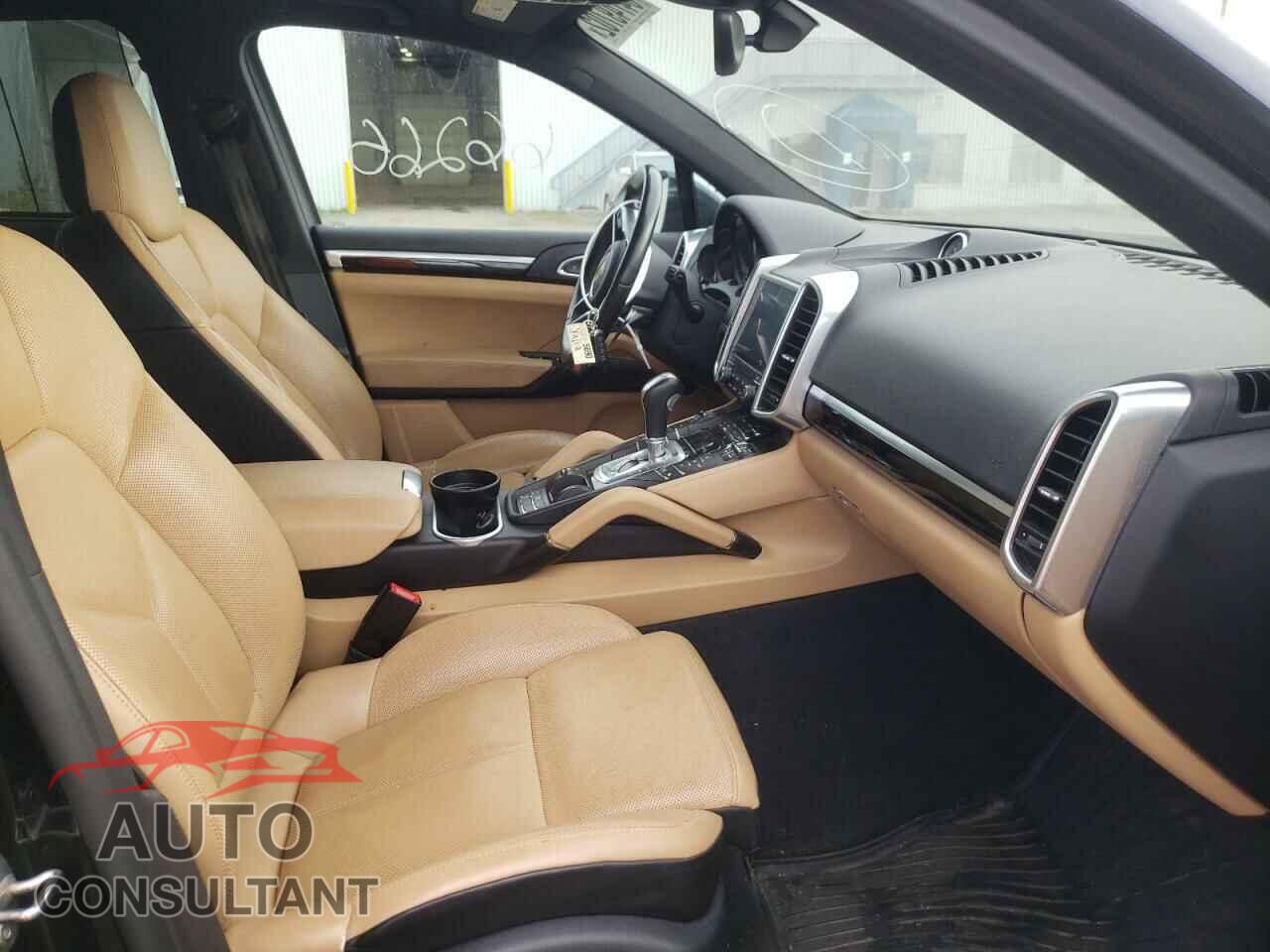 PORSCHE CAYENNE 2017 - WP1AA2A20HKA89046