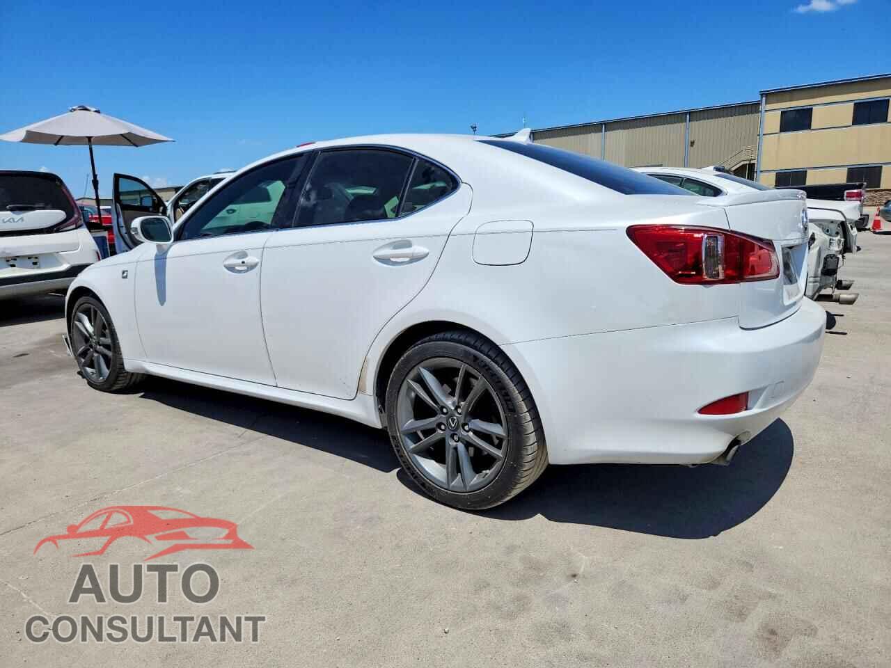 LEXUS IS 2012 - JTHBE5C22C5030756