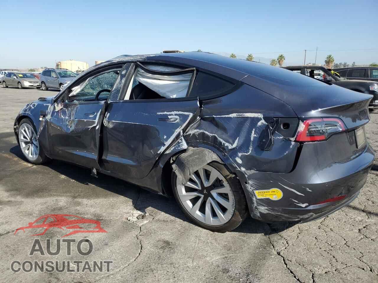 TESLA MODEL 3 2022 - 5YJ3E1EA2NF209562