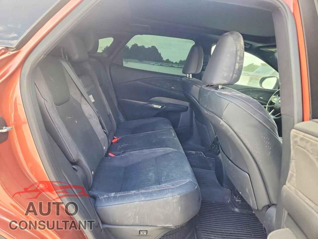 LEXUS UNKNOWN 2023 - 2T2BBMCA0PC013910
