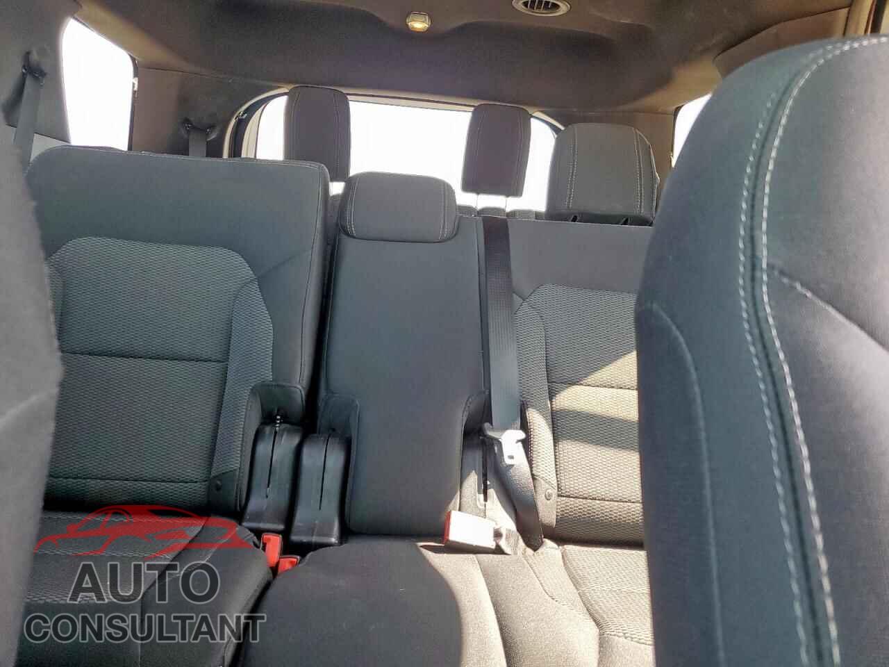 FORD EXPLORER 2017 - 1FM5K7DH2HGA69134
