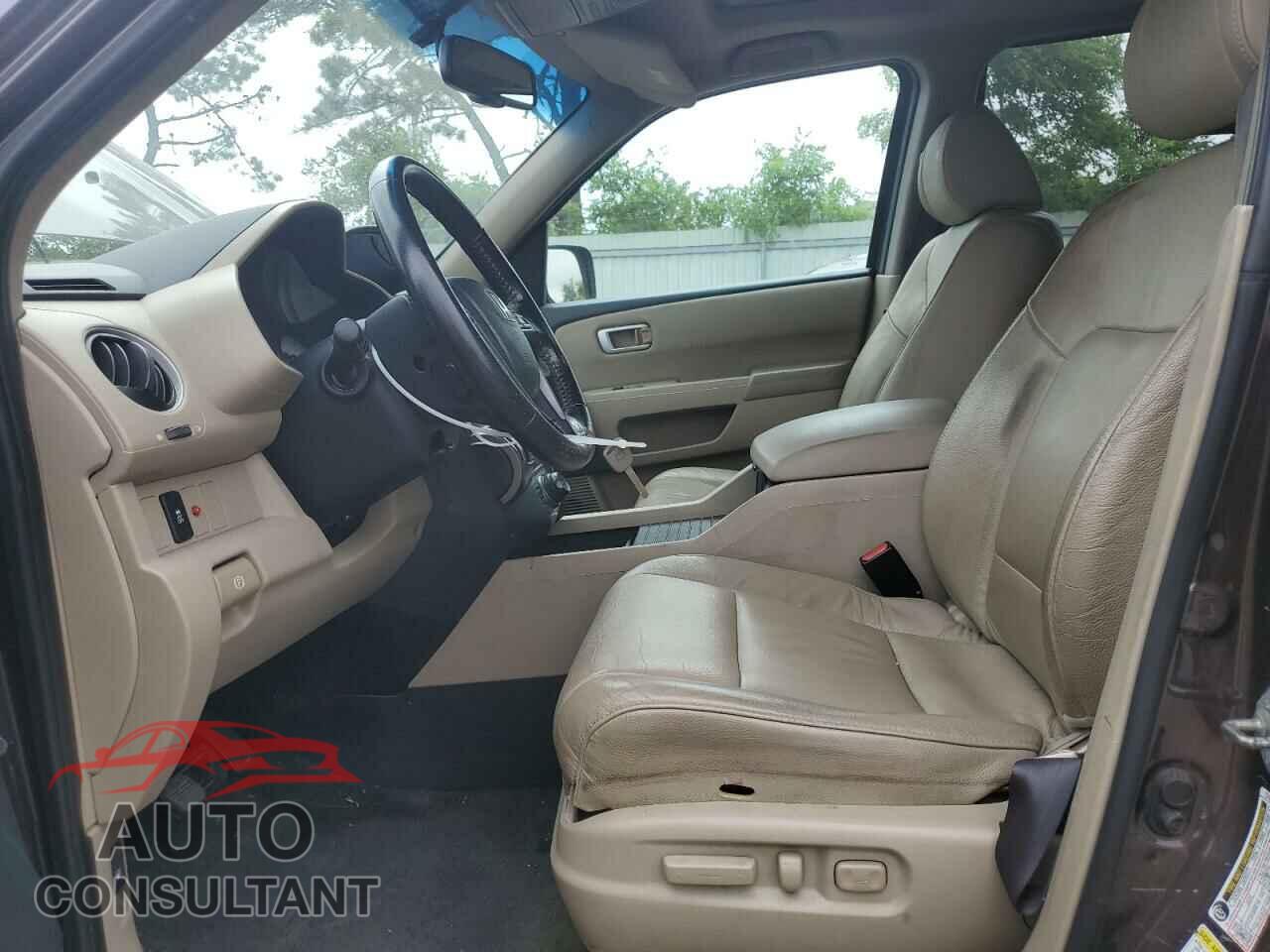 HONDA PILOT 2012 - 5FNYF4H71CB005627