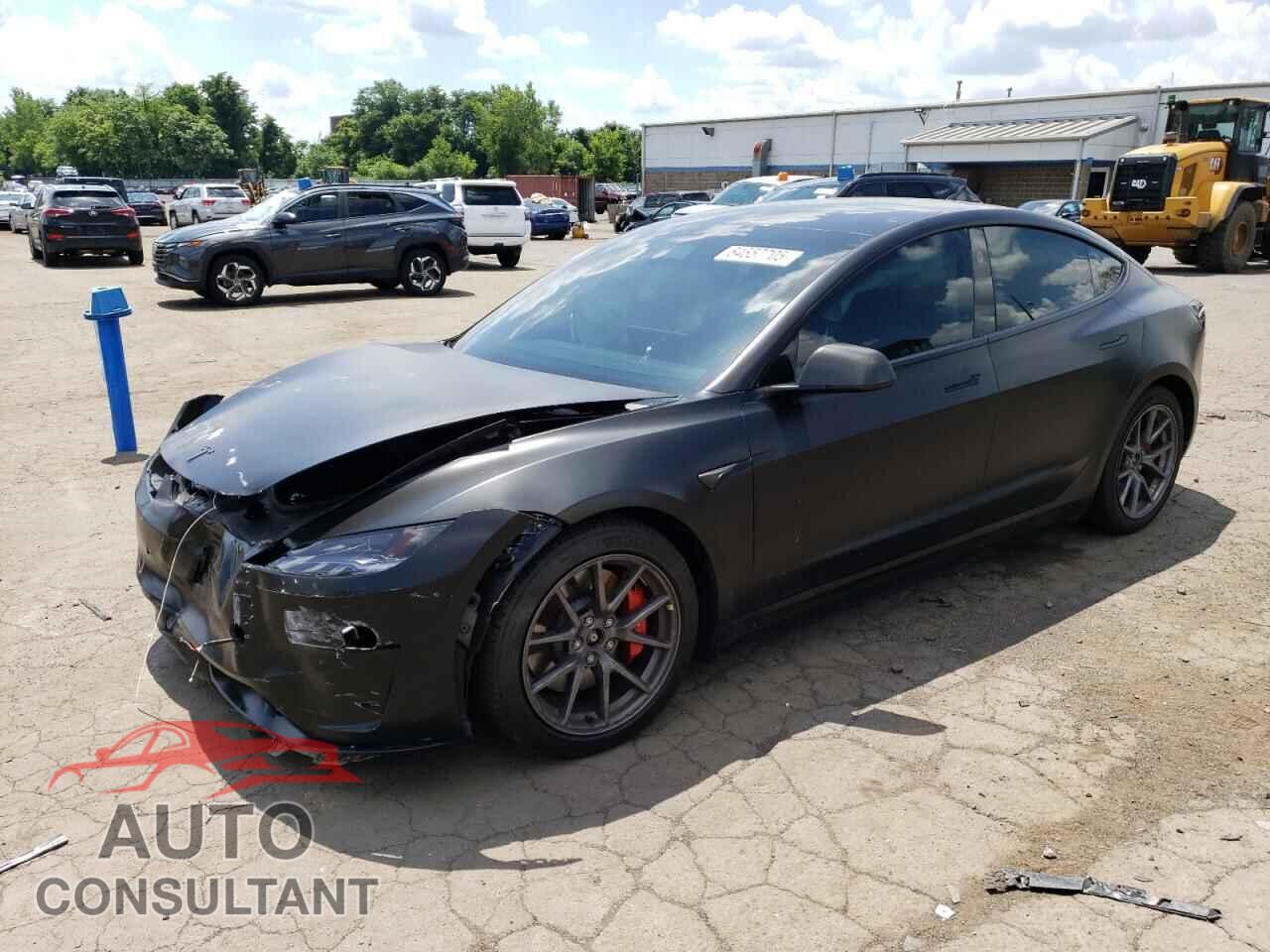 TESLA MODEL 3 2024 - 5YJ3E1ET8RF847077